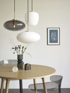 dining-table-round-oak-fsc-nature-3-768x1024