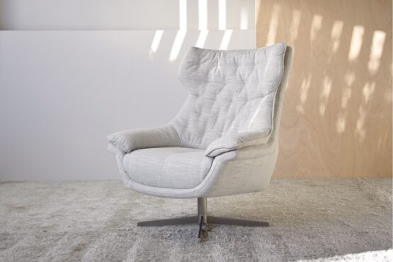 swilvel-armchair-in-beige-colors