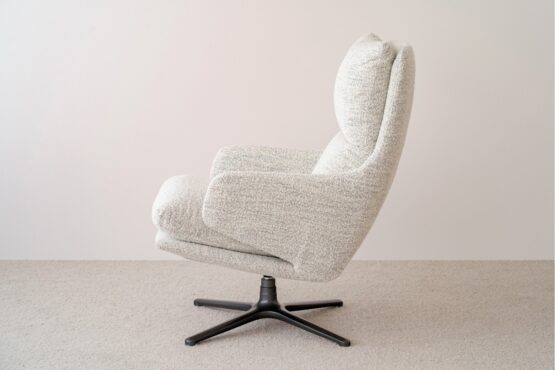 swivel-armchair-beige-and-grey-upholstery (1)