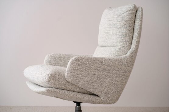swivel-armchair-beige-and-grey-upholstery (4)