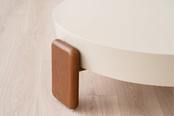 obi-coffee-table-beige-lacquer-and-walnut (2)