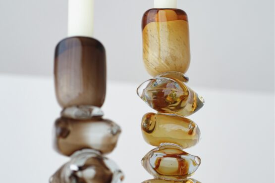 aldan-collection-green-amber-glass-candles-holders (2)